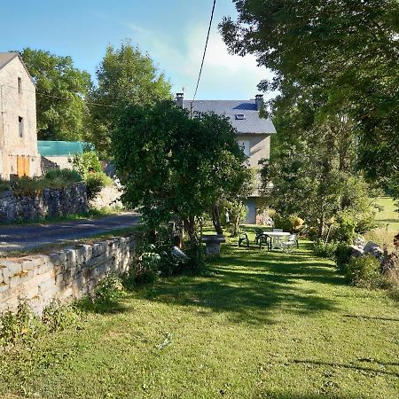 Au Domaine Des Oiseaux Bed & Breakfast Montredon  Luaran gambar